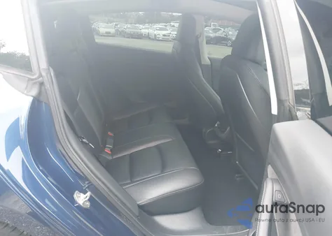 2022 Tesla Model 3 Rear-Wheel Drive from USA, damaged, VIN 5YJ3E1EA9NF199483